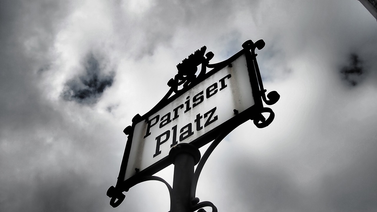 最新入黨誓詞內(nèi)容及其時(shí)代意義解讀，內(nèi)容與深遠(yuǎn)影響分析