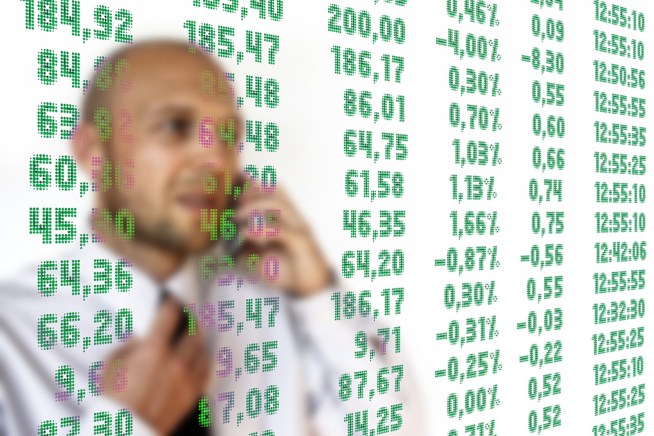 華策影視最新動態(tài)與行業(yè)趨勢，股票行情與市場反應(yīng)分析