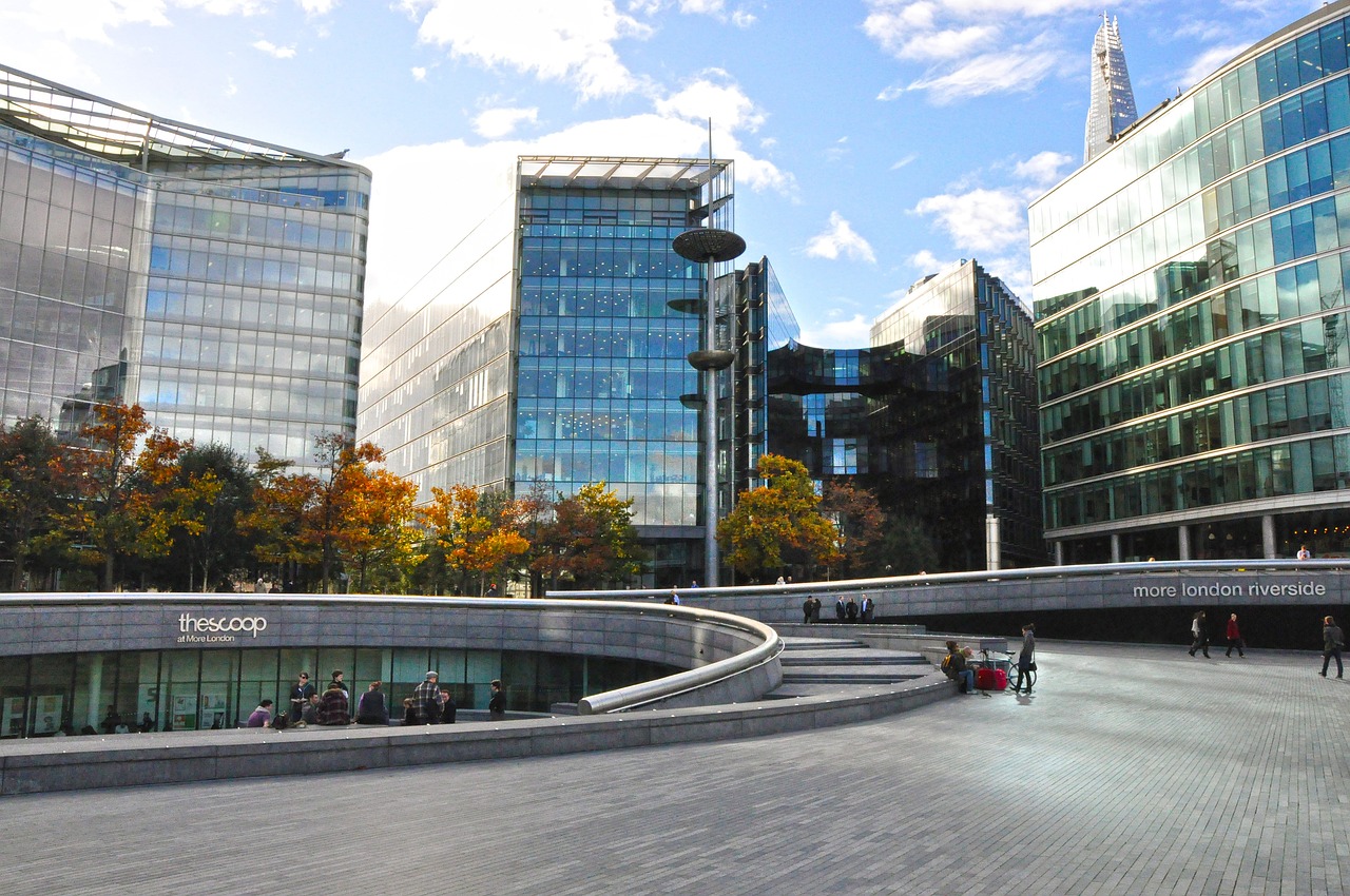 ?？诂F(xiàn)代美居，城市發(fā)展與生活美學(xué)的融合最新消息