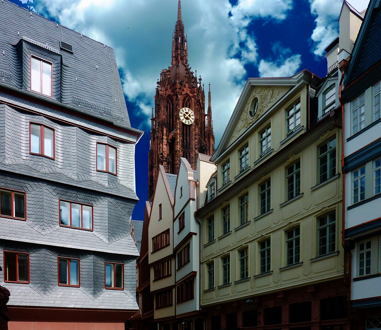 上海市城隍廟動遷，歷史與現(xiàn)代的交融與挑戰(zhàn)