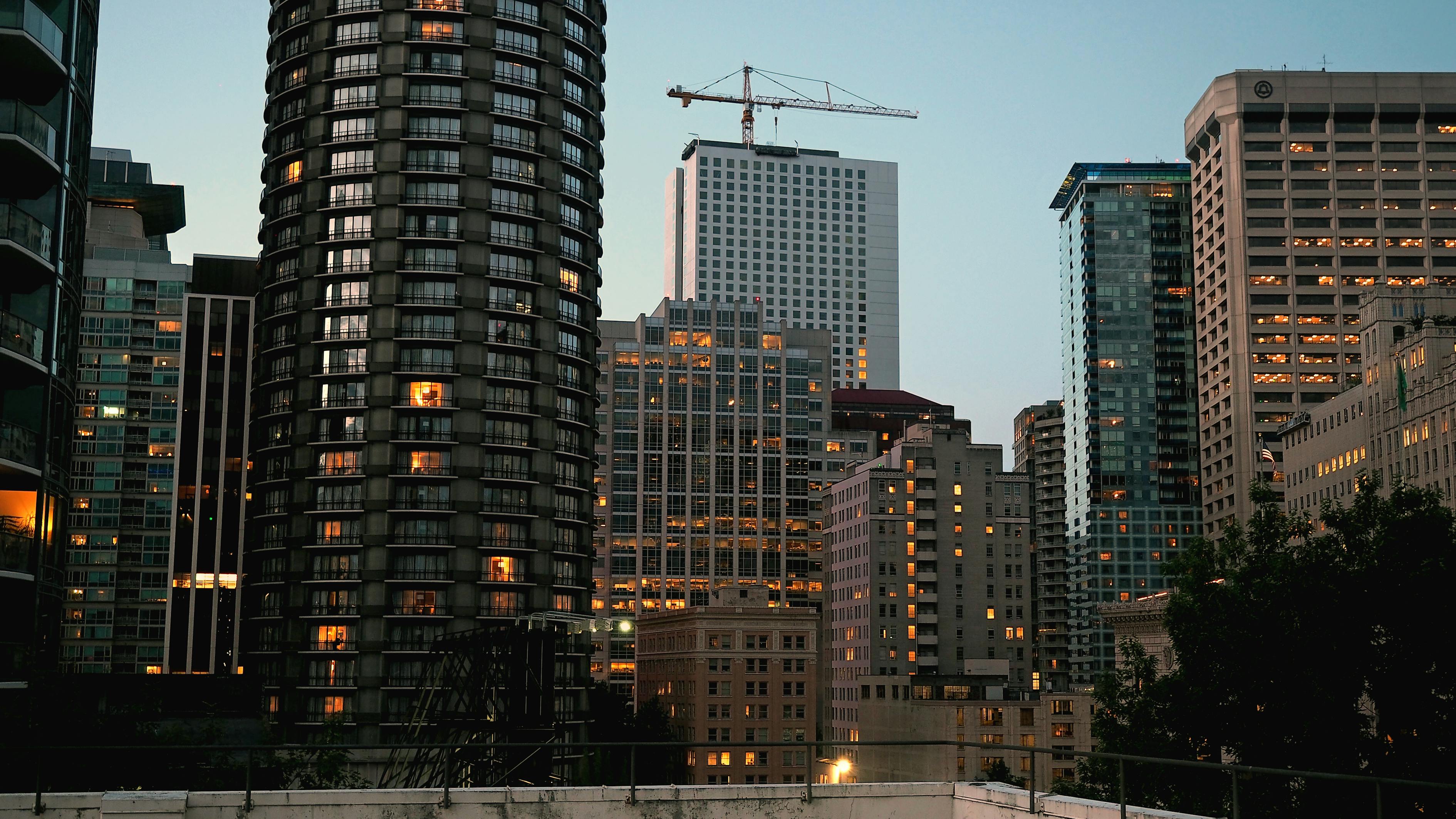 天下錦程10號樓最新房價及市場趨勢深度解析，投資價值的探索