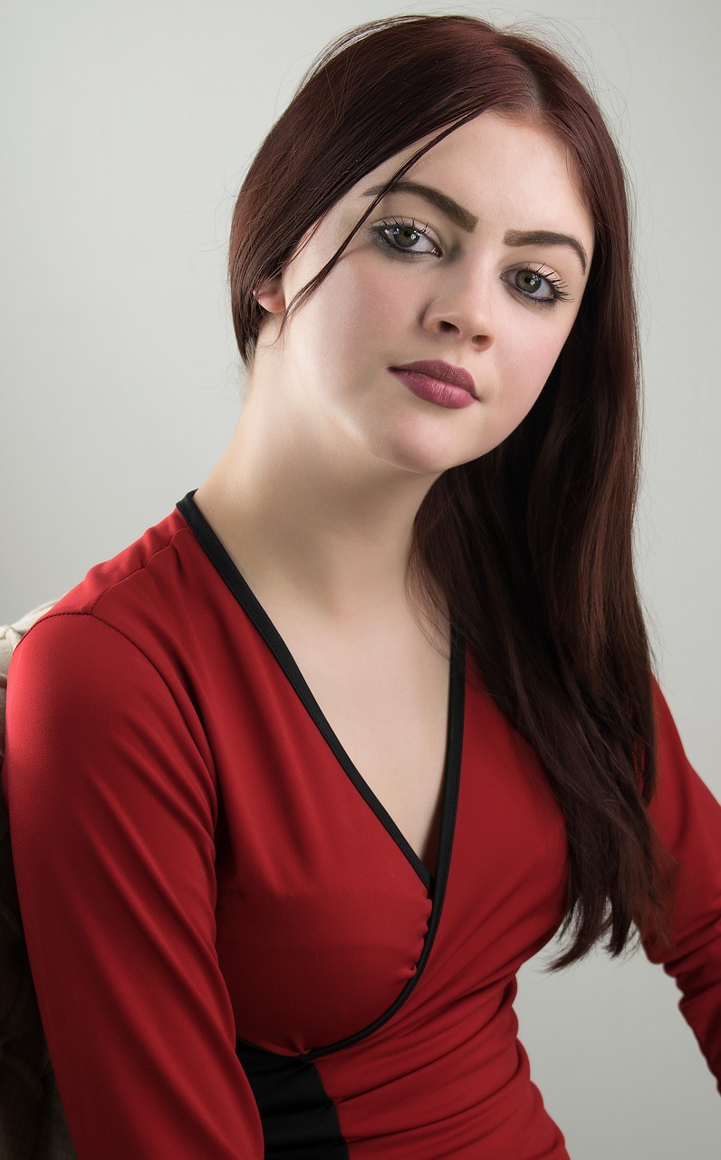 三十歲女性最新短發(fā)發(fā)型圖片，時尚造型探索