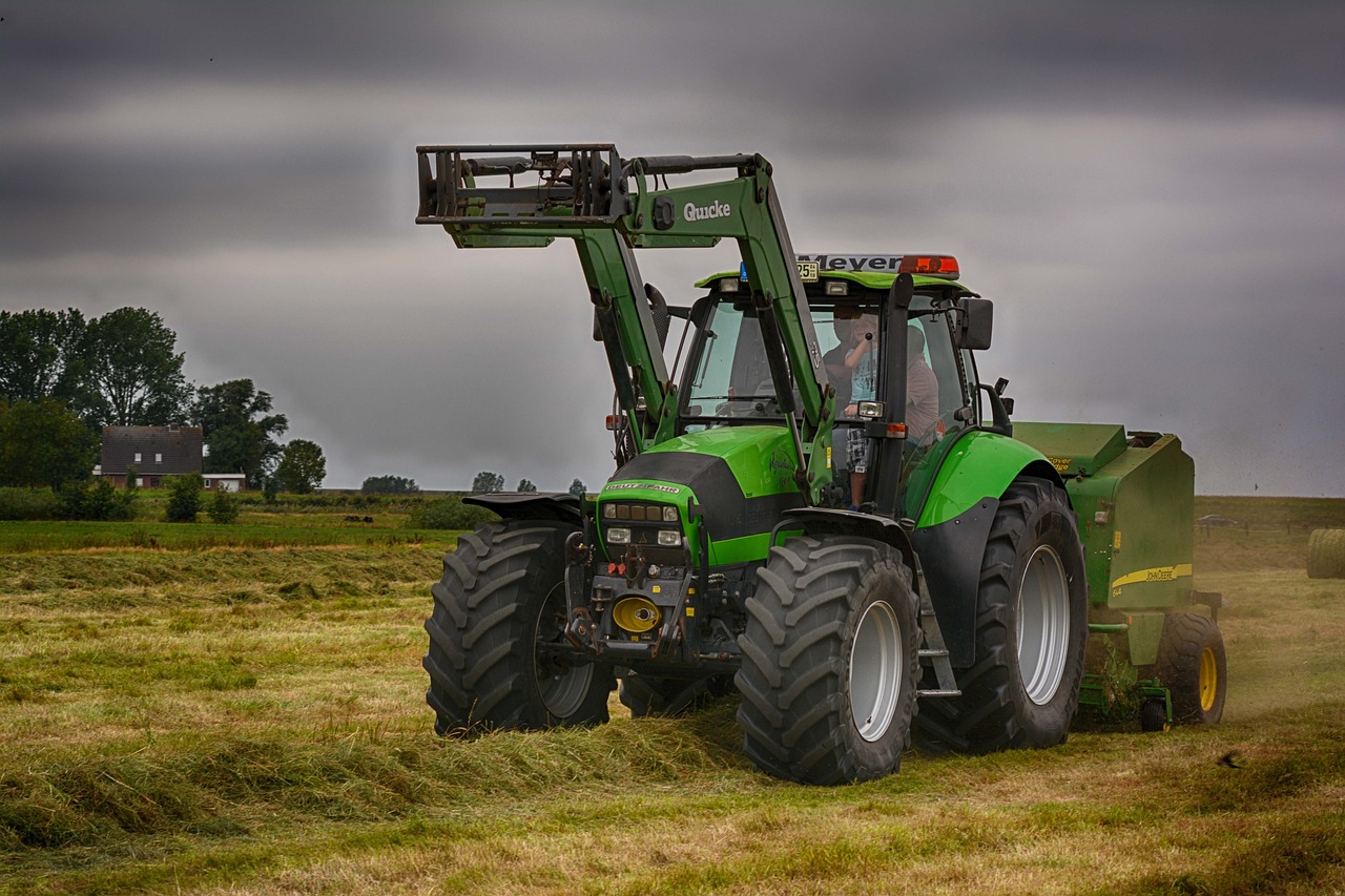 福田雷沃收割機GE70最新款，科技與效率的完美融合